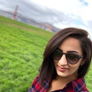 Meet your Posher, Priya